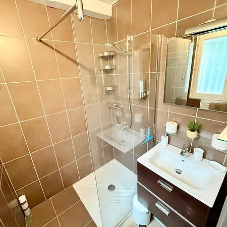 Maison Jacuzzi Proche Tennis Camp *