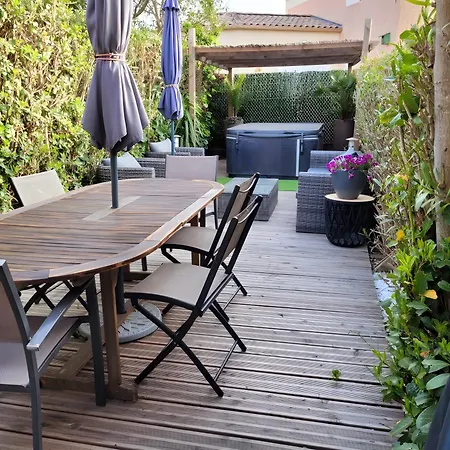 Maison Jacuzzi Proche Tennis Camp